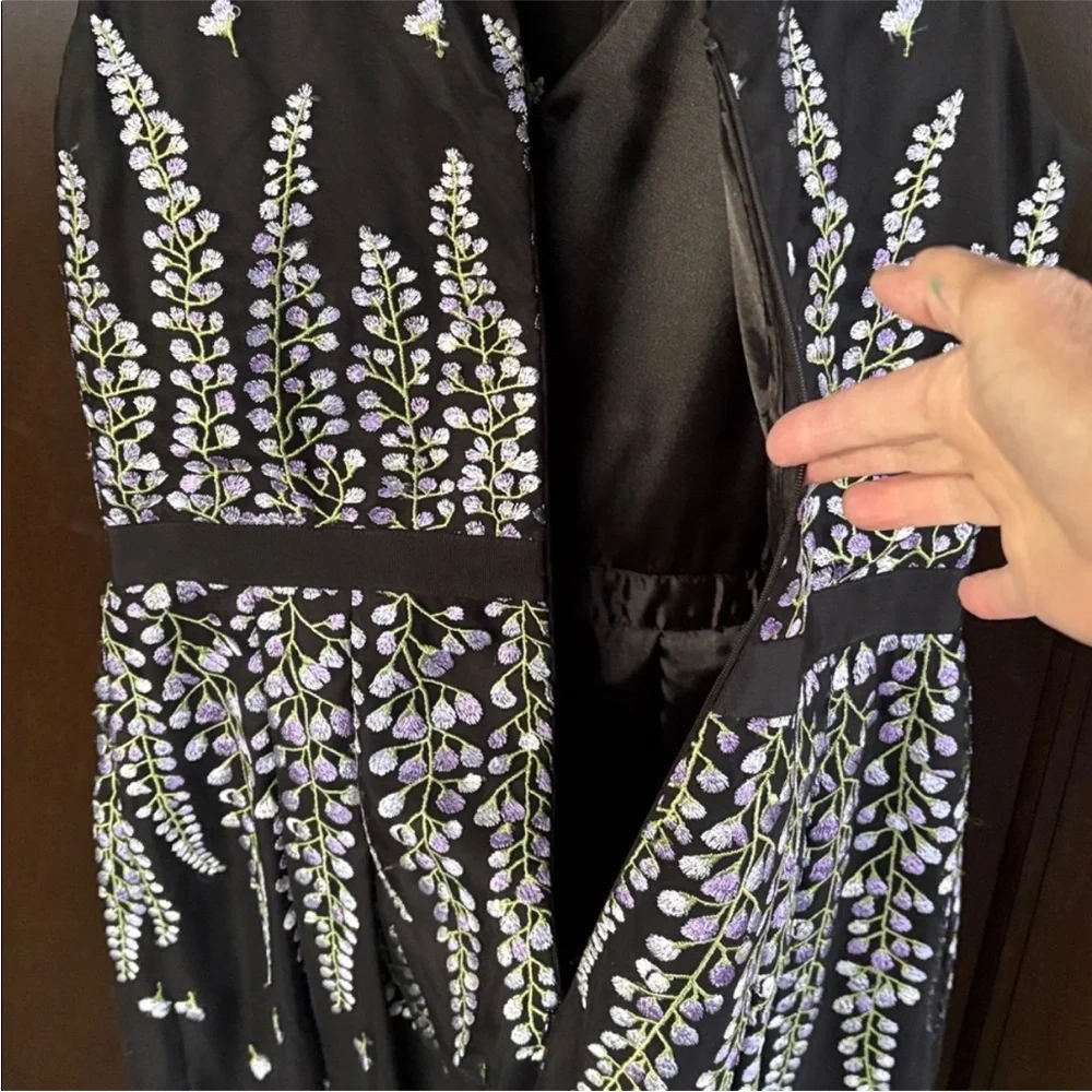 Like New White House Black Market Floral Embroidered Mesh Dress Black Size 14